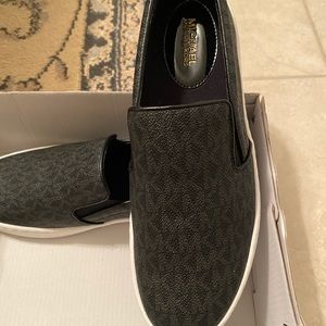 Michael Kors Black Slip In Sneakers Size 7.5